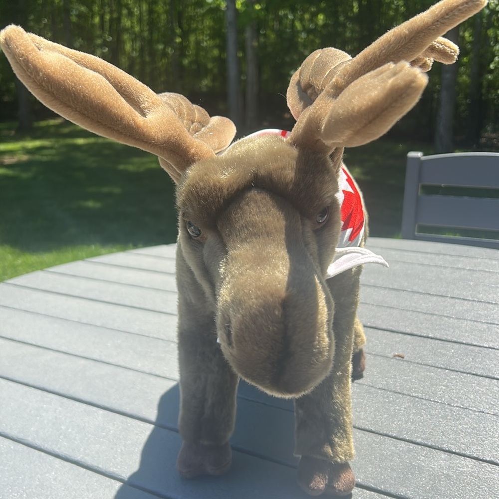 Magnussen Home Okapi 15โ Plush VERY RARE - Picture 2 of 6